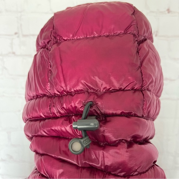 PATAGONIA Ultralight Down Hoody Quilted Puffer Jacket - Picture 5 of 14